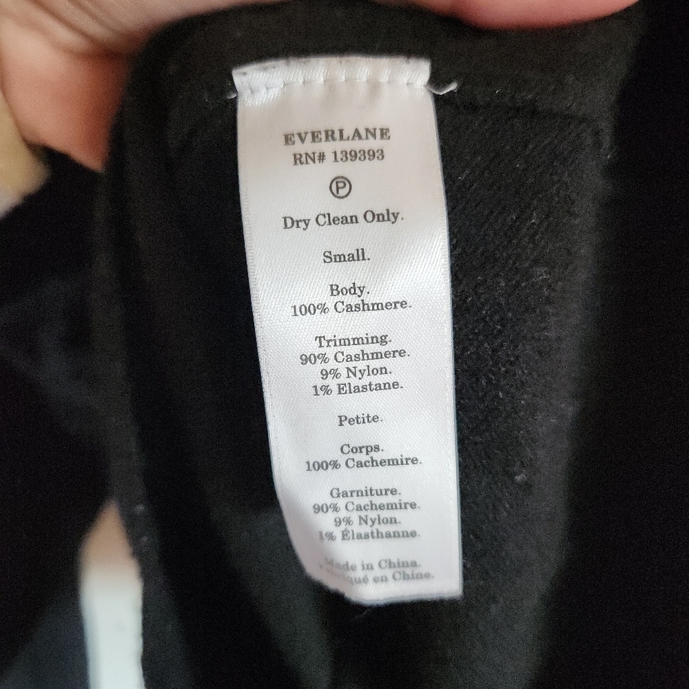 Everlane 100% Cashmere Black Crewneck Sweater Small - Picture 7 of 7